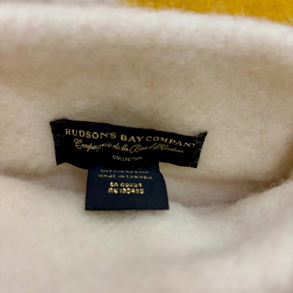 HBC STRIPES Signature 100% Wool Iconic Stripes Christmas Stocking - Picture 5 of 8